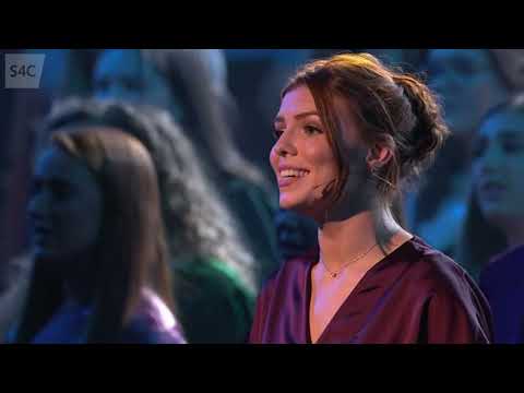 Glanaethwy yn 30 , Singer Celyn Cartwright