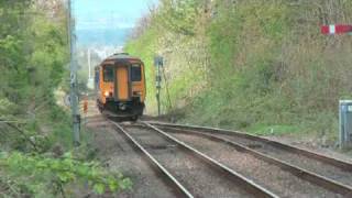 preview picture of video 'Class 156 DMU 156480 Arrives Nunthorpe with the Middlesbrough Whitby service'