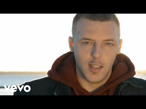 Sinergyst - Hero ft. Farisha