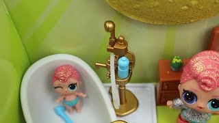 LOL Bebeklerime Kartondan Sürpriz Banyo Yaptım!!