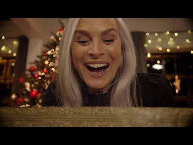 Video teaser for Frameo Christmas Denver