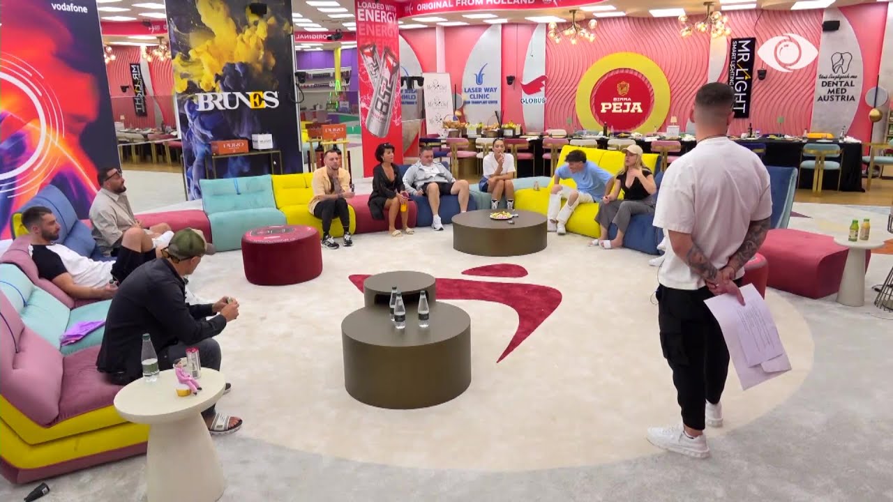 Zarf i bardhë/ Të ndarë në dy grupe, vajzat dhe djemtë duhet të bëjnë videoklipe këngësh