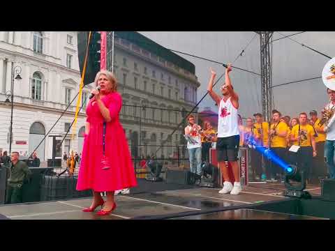 Krystyna Prońko & L.U.C & Rebel Babel - Psalm stojących w kolejce