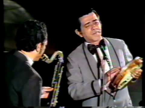 Miltinho canta "Laranja Madura" (Ataulfo Alves) 1976