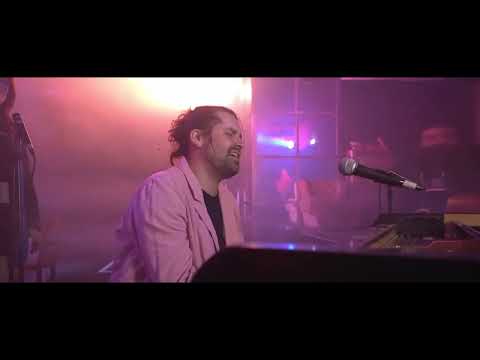 James Choice & Vocal Trio - Gravity/Motion (Budd'n'brooks Live Session)