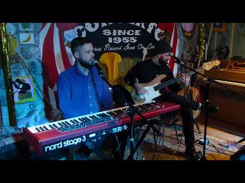 White Lies - Tokyo - live instore @ Concerto Amsterdam 18-2-2019