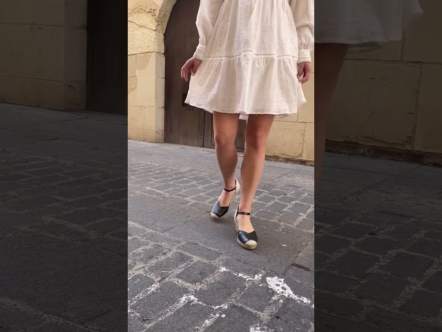 Vídeo relacionado con Alpargatas clásicas de Lona y Suela de Yute, Borgoña, 44