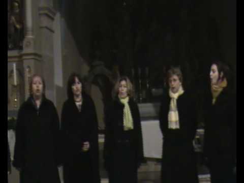 Ansambl Kaljina/Kalina, Rijeka: Hizhochko stara / Хижочко стара