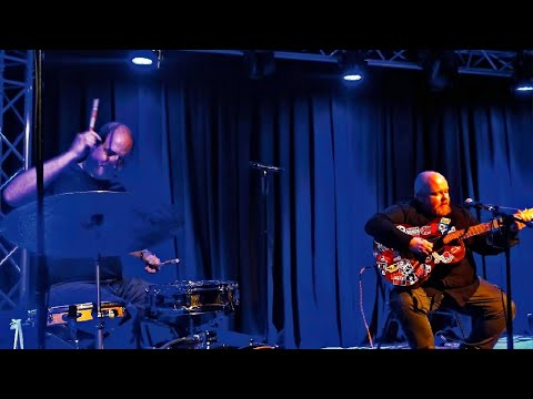 Andreas Kümmert pur - der "Rocket Man" zündet wieder eine Rakete - zurück zu seinen Wurzeln