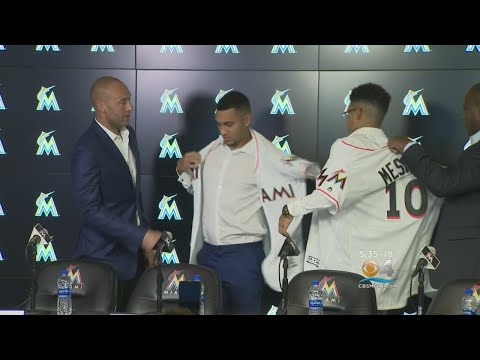 Marlins Sign Mesa Brothers
