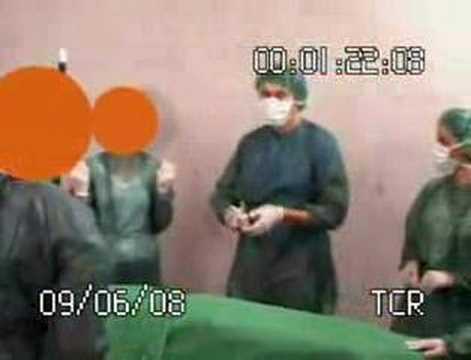 Hip Uzi a Kharkov Sordo dolore dolorante nel quadrante superiore destro irradia alla schiena