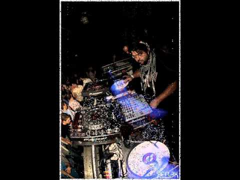 Ricky Le Roy - Mario Più & Franchino live @ Canniccia 18/8/2002 [Happy Bday Mario] parte 2