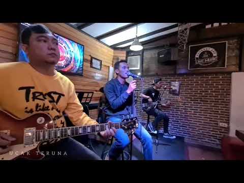 KÈNKO | @UcakTeruna | #livemusikcafe #lagugayoterpopuler #gayo #takengon #ilovegayo #coffeeshop