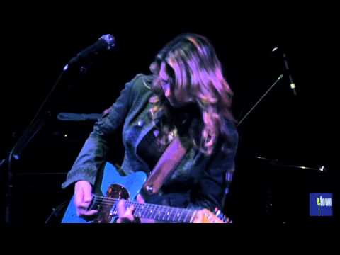 Tedeschi Trucks Band - "Love Has Something Else To Say" (Live on eTown)