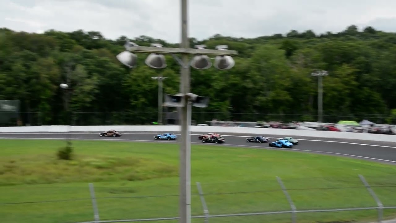 London-Waterford Speedbowl Modified Heat Preview