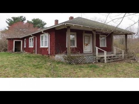 6 River St, Middleboro, MA Presented by Lori Lincoln.