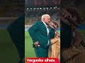 Belo e Alcione cantando o hino nacional. Vergonha alheia!!!