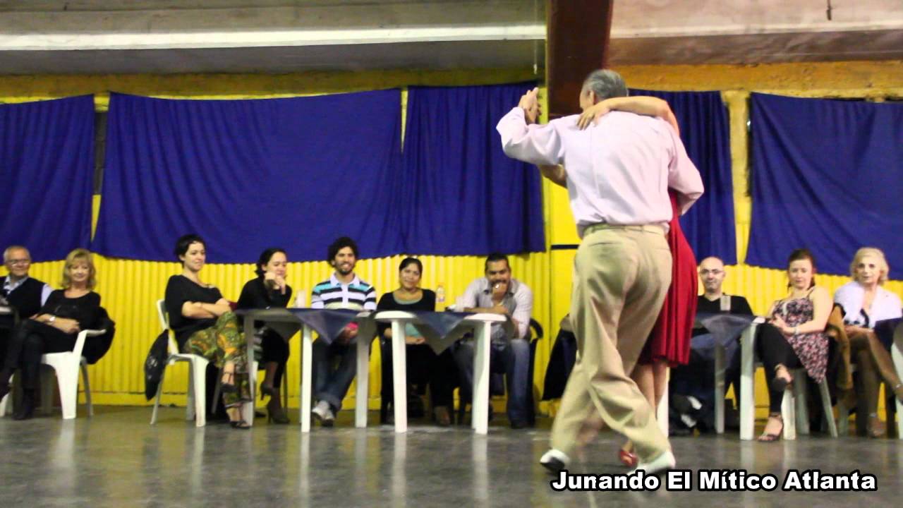 COCA Y OSVALDO CARTERY en EL MITICO ATLANTA -Milonga-