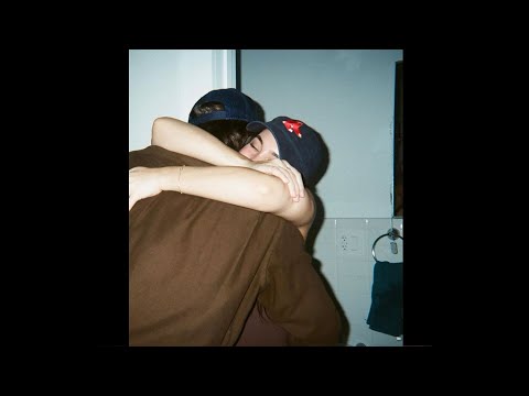 (FREE) R&B Type Beat - "HUGS" | RnB Type Beat | Smooth Freestyle RnB Beat 2025