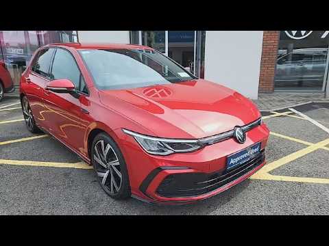 Volkswagen Golf 1.5 TSI 130HP R-Line - Image 2
