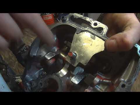 XR250R Top End Tear Down (How To Remove Cam Shaft)