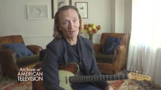 G.E. Smith on Aerosmith playing the Wayne&#39;s World theme on &quot;Saturday Night Live&quot;- EMMYTVLEGENDS.ORG