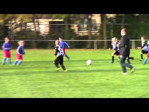 00049 Hazerswoudse Boys F2 - Thuis