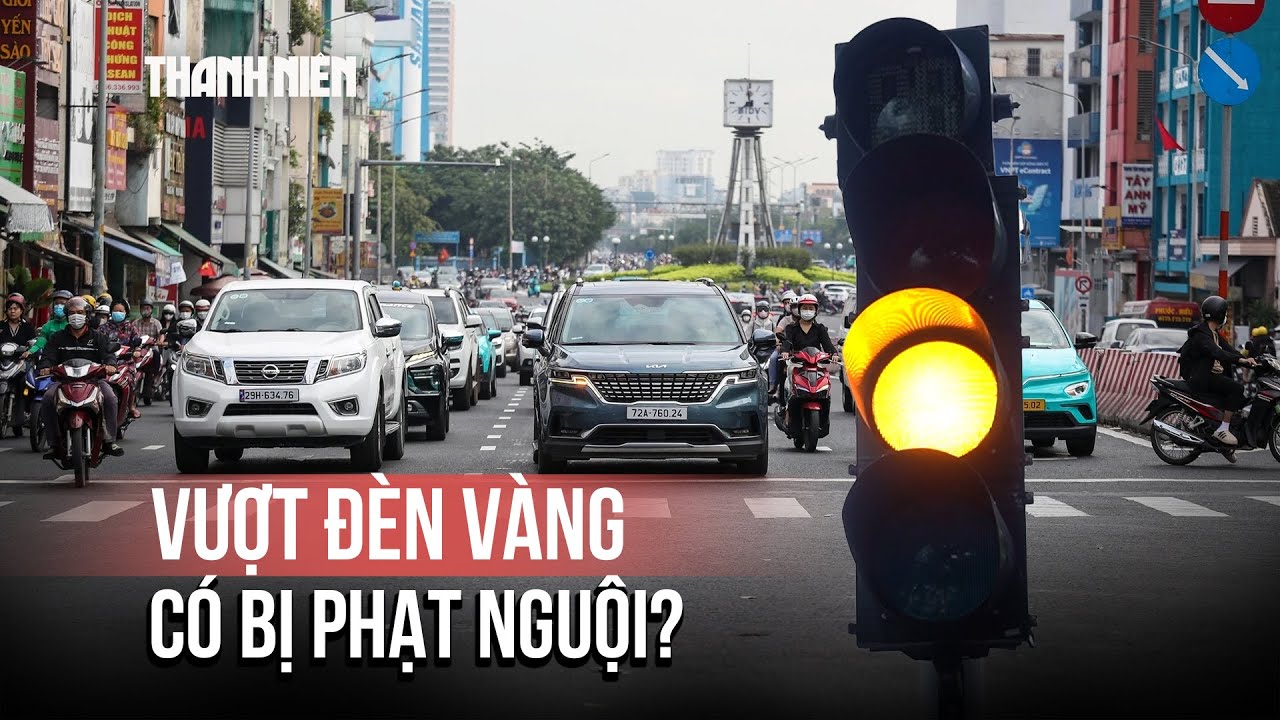Vượt đèn vàng có bị phạt như vượt đèn đỏ?