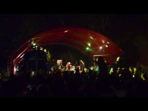 Dreadsquad feat. Kasia Malenda & Blackout JA @ Uprising Festival 2013 (part 01)