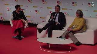 Su Majestad el Rey preside el acto con el que el ICEX conmemora los 50 años de sus Becas, celebrando el talento global y la internacionalización de la