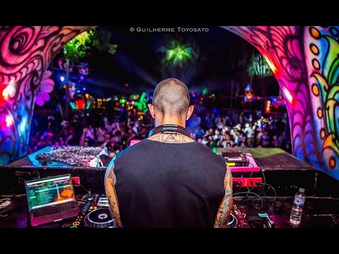 DJ AARON SUISS | | | LA FORESTA PRESENTS | | | Happy Banana Unawatuna | | | Sri Lanka