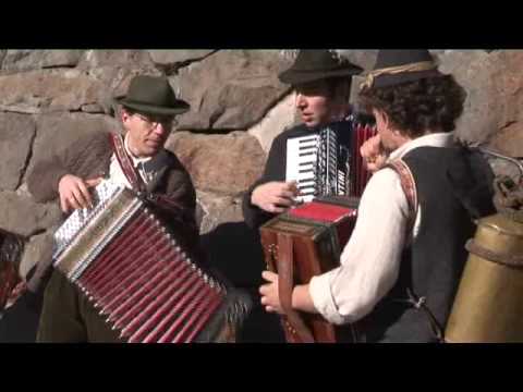 Carnevale in val dei Mòcheni