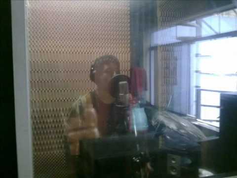 A verso y espada - Falsas Actitudes