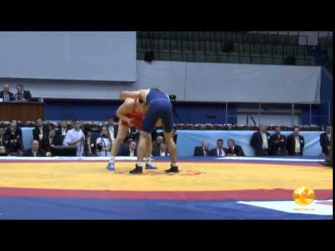 57 кг: Виктор Лебедев (Якутия) - Исмаил Мусукаев (Дагестан)