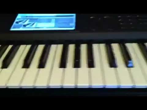Cheesy flimsy cheapo Korg Krome keys
