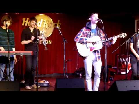 Fanfarlo, Fire Escape (WFNX Secret Acoustic Show)