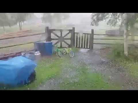 Видеофакт: град размером с перепелиное яйцо выпал в Верхневилюйском районе