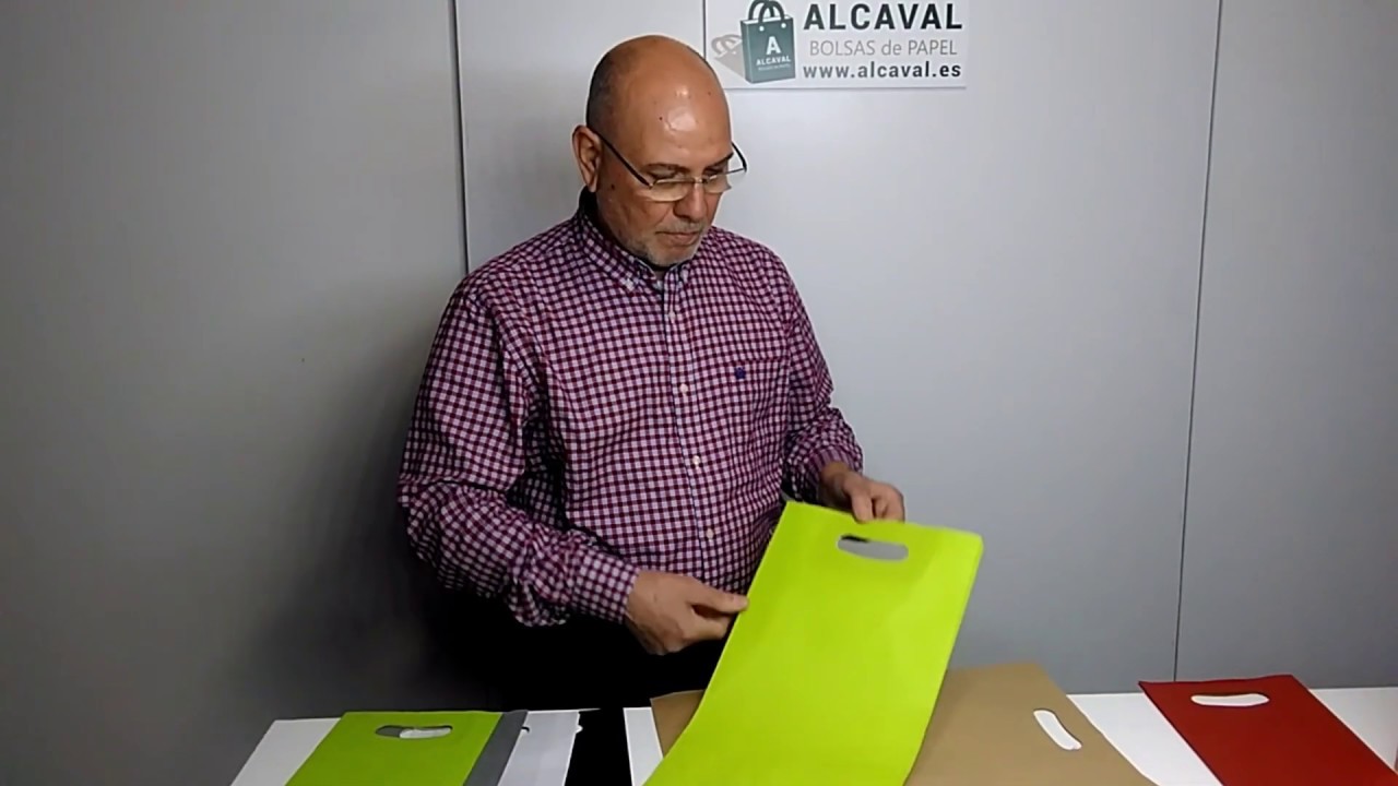 Bolsas de papel con asa troquelada - ALCAVAL