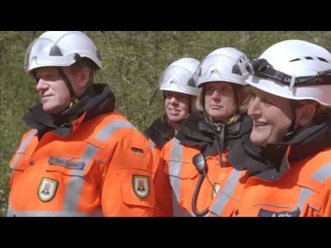 BRH Bundesverband Rettungshunde e.V. - Warum bellt der Hund im Wald