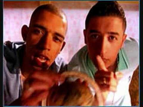 Soesi B Ft. Yes-R - Waarom moet je haten