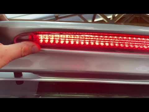 Installing a rear spoiler | Lexus GX470