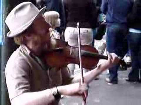 Fiddler Street Performer 2008