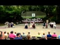 Latvian Americans dancing "Es skrienu" by Lauris ...