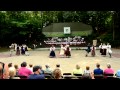 Latvian Americans dancing "Es skrienu" by Lauris ...