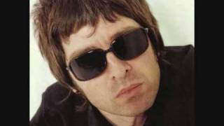 Noel Gallagher- There Is A Light That Never Goes Out Live (Best Quality)