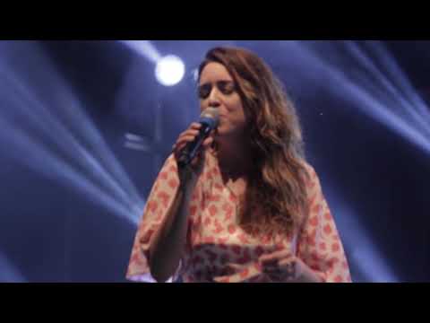 SESI BIGBAND convida ROBERTA SÁ  -  Fogo e Gasolina