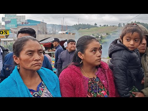 La fiesta en-pologua /pt.3./ sigue sin parar/ momostenango/ Totonicapán/