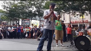 Download lagu orang gila suara best dan power feat sentuhan buskers cover mojo&search-roman cinta&seroja mp3
