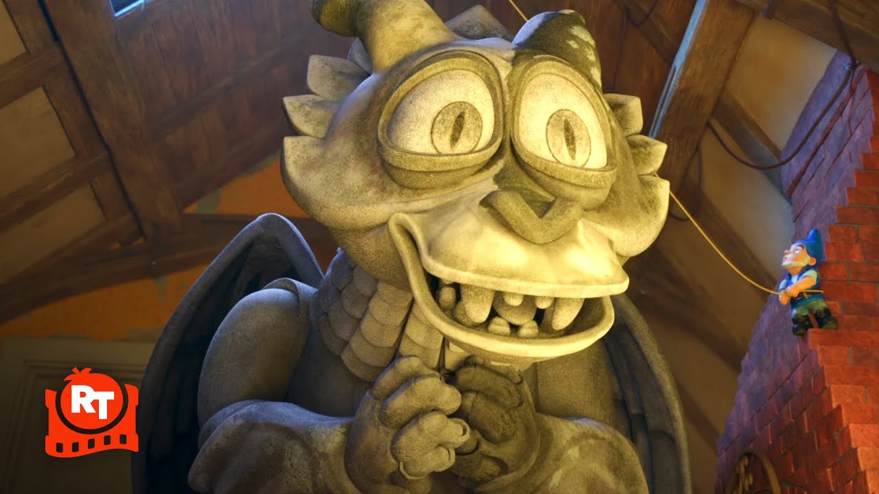 Sherlock Gnomes - Distracting The Gargoyle