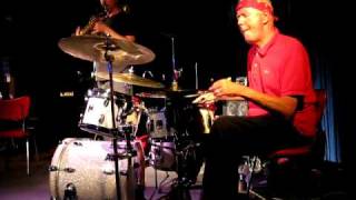 Han Bennink and Scott Tinkler - Live excerpt from Melbourne Jazz Festival 2010